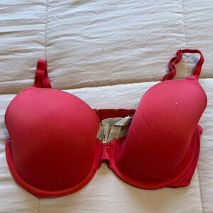 Womens Victoria Secret Everyday bra Size 34DD